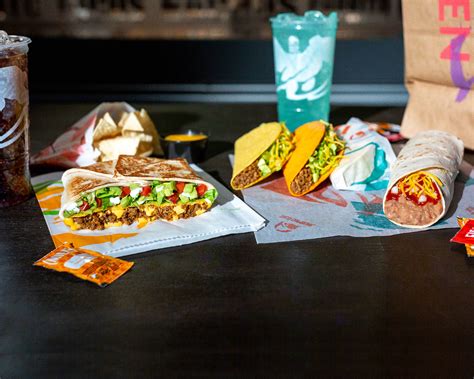 5g Fat, 16g Carbs, 11g Protein. . Taco bell order online